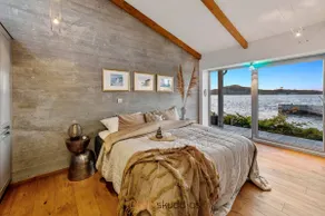 Villa by the sea with private jetty and beach - Image 5