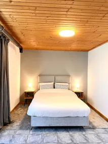 Cozy Guesthouse ,Garden, Parking, WiFi, TV. - Image 2