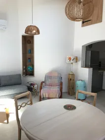 Provençal 1-bedroom maisonette, terrace, air conditioning, BBQ, bicycles - Image 2