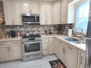 Freshly Remodeled 2 Bedrooms in Valley Stream - Image 5
