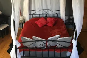 The romantic and magical romantic cocoon escape - Image 2