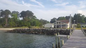 Island Get-A-Way on the Chesapeake Bay with Beach - Image 2
