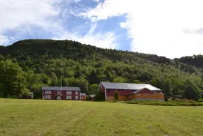Hedenstad Gård - cosy modern Norwegian farmhouse - Image 2
