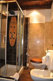Espectacular apartamento apropiado para familias con terraza y jardín - Image 5