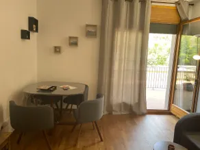 Brand new, warm and beautiful apartment - Image 2