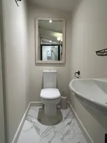 The Little White House - Image 4