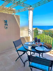 Beautiful apartment with stunning sea views. - Image 3