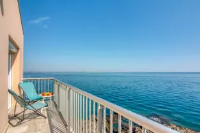 Costavela – Seafront in Collioure - Image 5