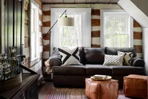 Historic Farmhouse | Heated Plunge Pool, Billiards - Image 3