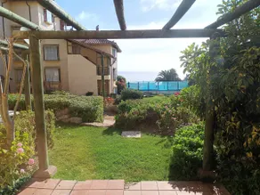 Beach, gardens in condominium, apartment - Image 5