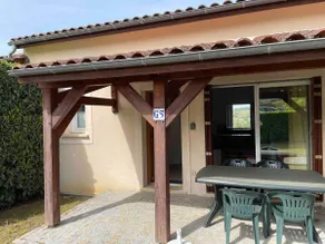 Independent apartment, air conditioning, residence, pool, parking - Image 2