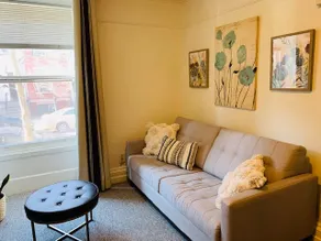 Charming one bedroom in the heart of Hoboken - Image 4