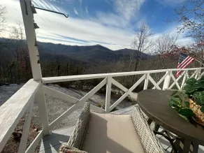 Cowee Cliff House - Image 3
