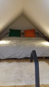Attic studio with parking and air conditioning - Image 5