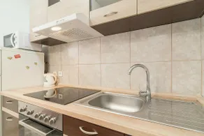 Toni ☀ 5 min Walk to Beach ☀ Center ☀ Free pkg ☀AC - Image 2