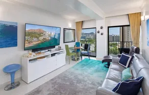 🥭WAIKIKI STYLISH PENTHOUSE-Free Parking 🥭 - Image 4