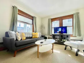 Suburban Family Home for Buffalo Niagara Visitors - Image 2