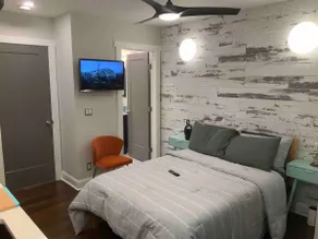Cousy mini Studio close to downtown and Airport - Image 4