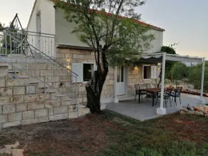 Olive Grove House Lumbarda - Image 2