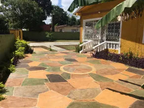 Relax & Enjoy Ocho Rios/AC/Cable/WIFI/Hot Water - Image 2