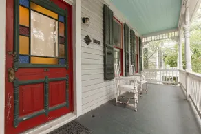 Victorian in Silk Stocking Historic District - Image 3