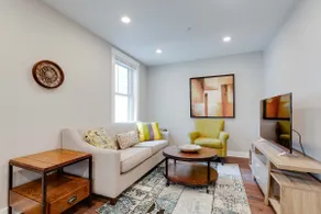 Free Parking 3 Bed 2 Bath | Peapod Rentals 88 - Image 5