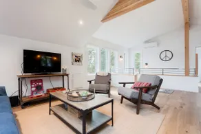 Luxury Farmhouse-Style Living in the Heart of Bainbridge - Image 4