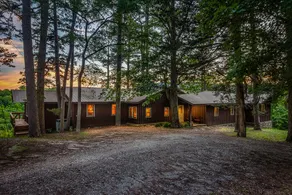 Morwood House - Mountaintop of 15+ Private Acres - Image 2