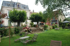 19th century mansion - Image 3