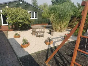Green Street Retreat - Image 2