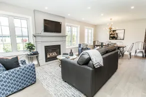 Quality Beautiful Bungalow - hot tub Old Towne - Image 4