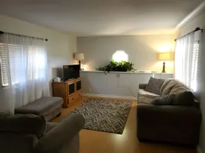 Piney Woods Cottage - Image 4