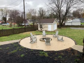 Bardstown w/Hot Tub & Poker Table - Image 4
