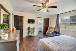 The Willow House - Perfect Family Weekend Getaway! Must see back porch! 🍑 - Image 3