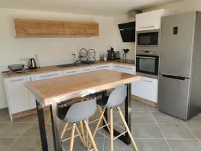 Small renovated barn - Image 3