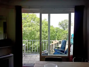 Spacious and sunny apartment near the beach - Image 5