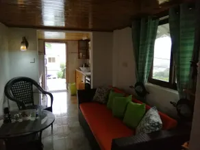 Private home near town with lovely views - Image 5