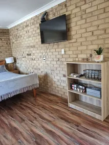 Seaside Suite - Esperance - Image 2
