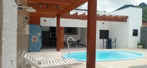 House with pool in Ubatuba, 5 km from the beaches - Image 4