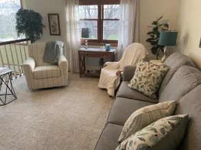 Entire house, quiet Green Bay retreat - Image 5