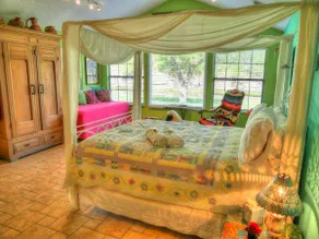 Creekside Casita - Image 3