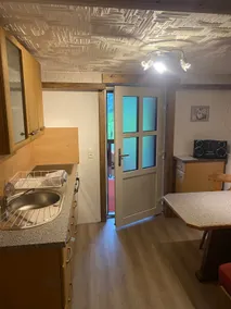 Cozy apartment with mountain views in a quiet location, suitable for families - Image 5