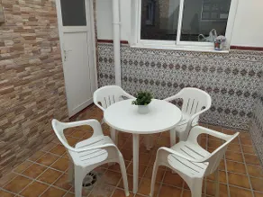 Casa mata in the center of Malaga. 2 bedrooms - Image 5