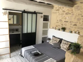Uzès center ”Le Cocon” duplex with terrace - Image 4