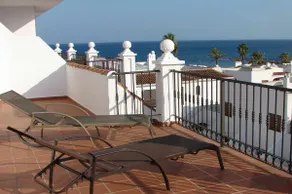 In a front line beach location, huge terrace - Image 4