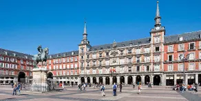 Plaza Mayor to Plenitud between Botoneras and Gerona - Image 4