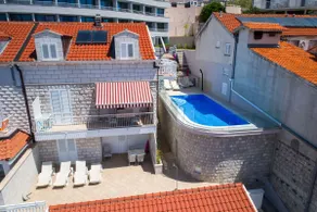 SUNSET APARTMAN, free parking - Image 2