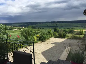 Maison Le Figuier, a stone's throw from the winemaker - Image 4