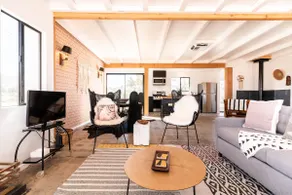 Aberdeen Arrow (a midcentury bohemian retreat) - Image 3