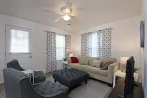 Adorable 2 Bed 2 Bath North Chatt Bungalow - Image 2